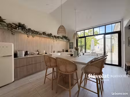 maison 5 pièces 181 m²