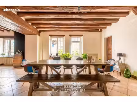 moulin 20 pièces 719 m²