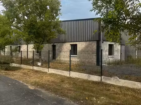 vends bâtiment artisanal
