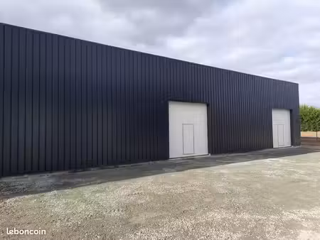 local d'activité et stockage 75m2  150m2  300m2