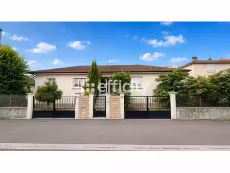 maison 5 pièces - 97 m²