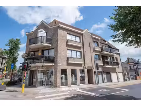 gezellig dakappartement te koop met garage in het centrum van deerlijk