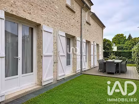 maison de village à goussonville (78930)