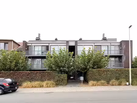 mooi appartement met 1 slaapkamer nabij centrum melsele met autostaanplaats