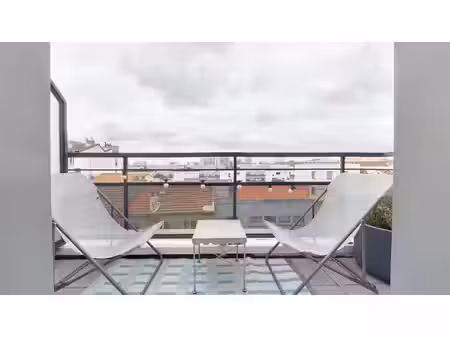 duplex familial avec terrasse et balcons – aux portes de paris