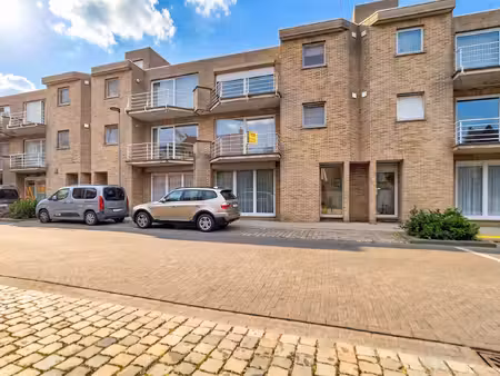 ruim 2-slaapkamerappartement met twee terrassen op een goede locatie