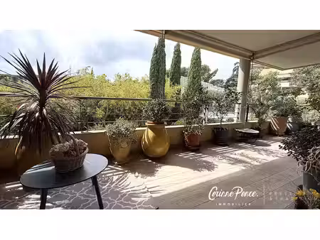 nimes centre quartier revolution p3 75 m2 terrasse 40m2 garage   ascenseur  residence...