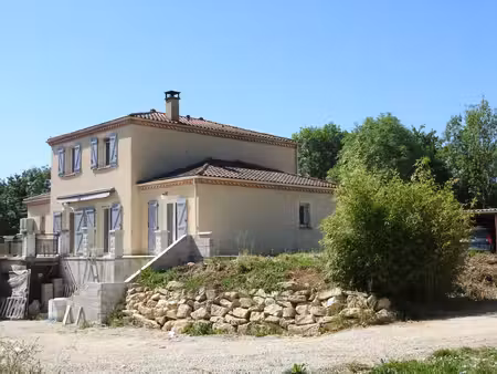 maison 4 chambres sur 3000m2 de terrain à 46090 francoulès