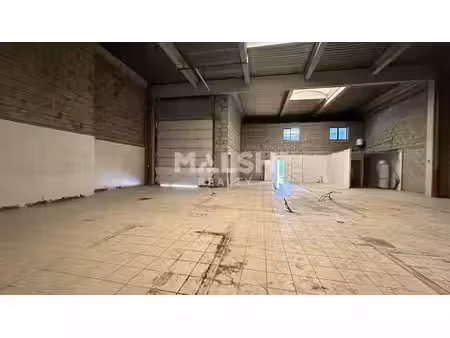 location local d’activités vénissieux 69200 384m²