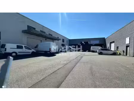 location local d’activités belleville-en-beaujolais 69220 1716m²