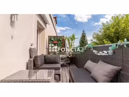 appartement triplex esprit maison de ville 123 m2 habitable - 81 m2 carrez- exterieur - ca
