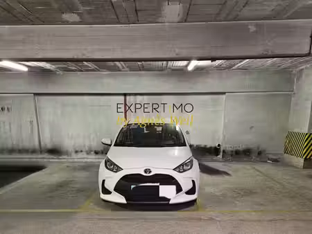 neuilly-sur-seine - achille peretti - emplacement de parking