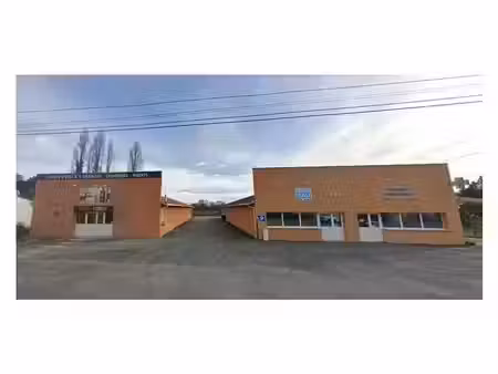 vente local d'activités gaillan en medoc 708 m²