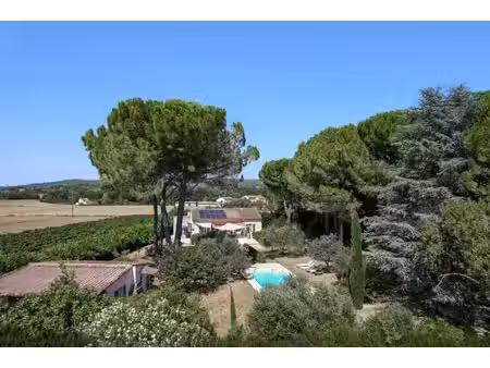 uzès : charmante maison au cœur d'un bel environnement