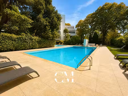 bordeaux-caudéran duplex 98m² jardin  piscine  box garage et parking