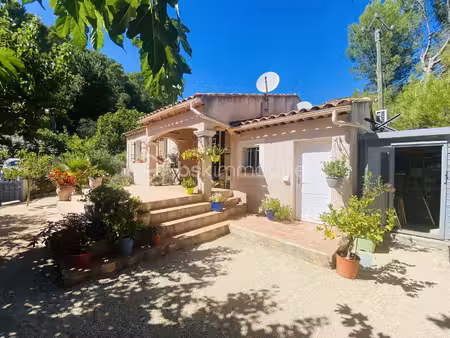 maison traditionnelle de 73 m² à signes