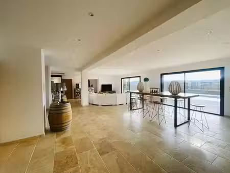 a vendre propriete sur 4ha proche limoux