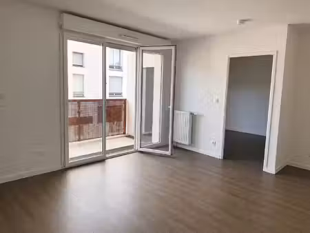 appartement 2 pièces 42 m² à vendre / acheter évry-courcouronnes 91000 ? | era immobilier