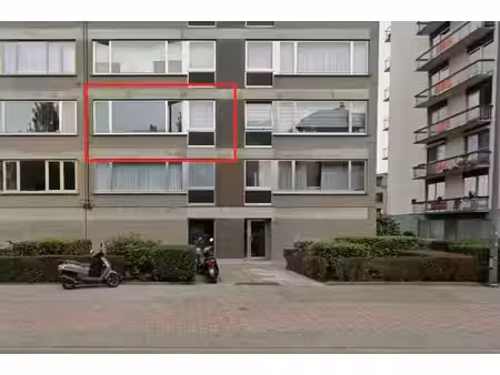 appartement te koop in merksem met 2 slaapkamers