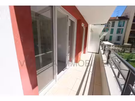 location appartement 2 pièces 39 m² à nice (06300)