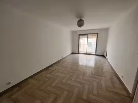 location appartement 2 pièces 51 m² à nice (06300)
