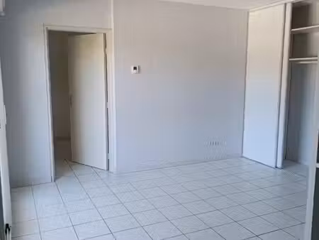 t2 quartier boutonnet // montpellier