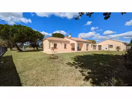 marmande - maison avec 3 chambres  1 bureau et 3 garages