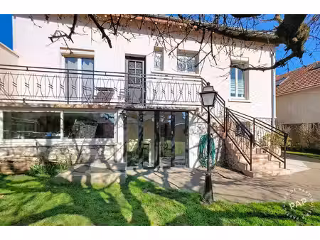 varennes-sur-seine (77130)