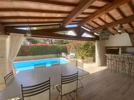 prestigieuse maison en vente uzès  occitanie