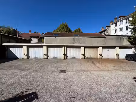 location parking fontaine 38600