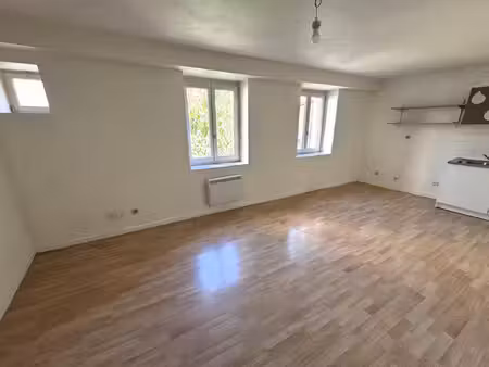 location appartement 3 pièces 52m² romans sur isere 26100