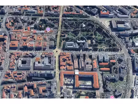 location local professionnel 110m² clermont ferrand 63000