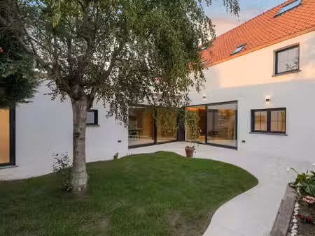 huis te koop in knokke-heist met 4 slaapkamers