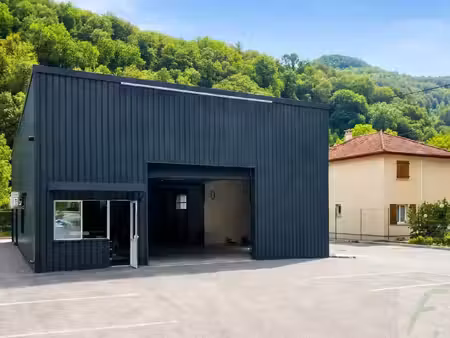 vente commerce 500 m² le versoud (38420)