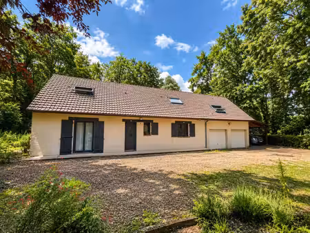 maison de charme 160 m² sur 2 800 m² de terrain clos