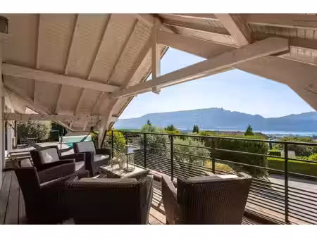 hauteurs aix les bains - villa familiale : panoramique sur le lac - piscine et jardin