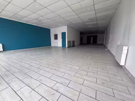 location commerce saint-bonnet-de-mure 69720 300m²