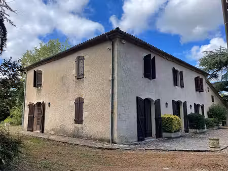 maison bourgeoise à 20 mn d'auch 315 m2  6ha