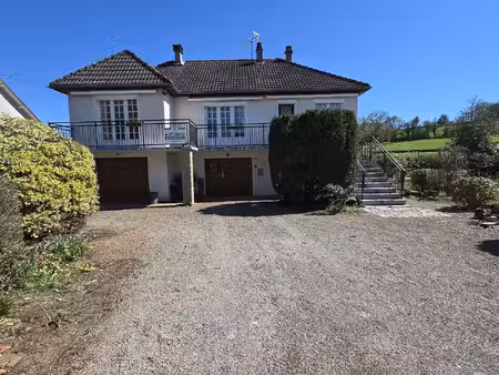 maison en bon état dans charmant village