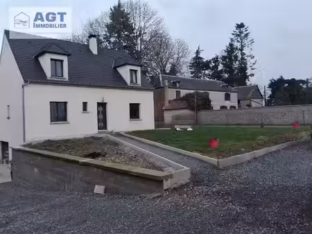 location maison 6 pièces 120 m² à froissy (60480)  934 €