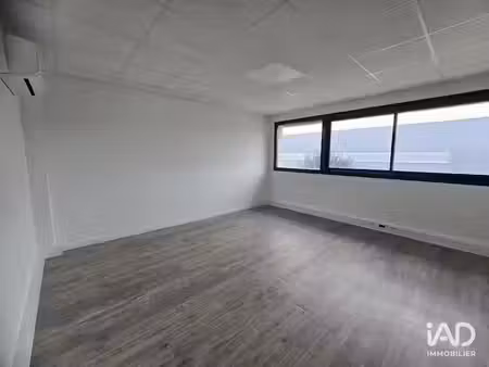 location locaux professionnels 0 pièces 24 m² à buros (64160)  610 €