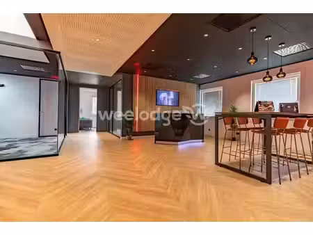 location locaux professionnels 9 pièces 200 m² à osny (95520)  1 890 €