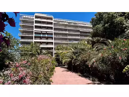 toulon ouest. appartement