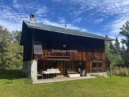 en exclusivite chalet d'alpage rénové de 5 pièces avec grand terrain aux pieds des pistes 