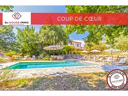 villa avec piscine et parc arboré  gassin