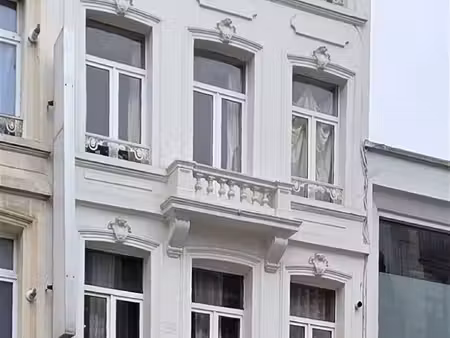 commercieel te koop in brussel met 5 slaapkamers
