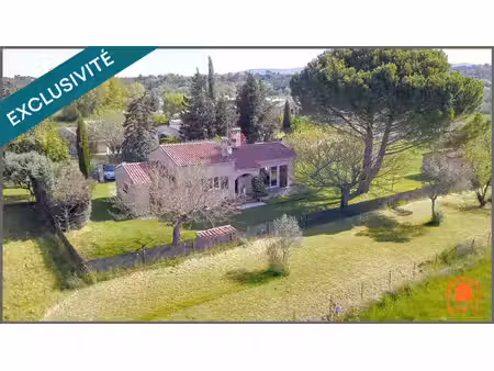 villa de 74m² sur 2682m² de terrain clos
