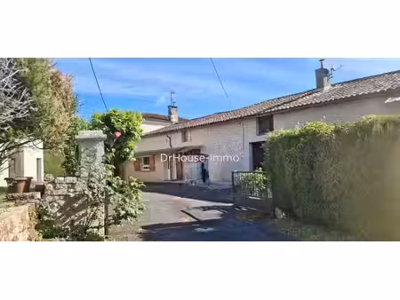 longere en pierre avec deux logements