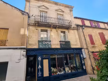 maison de ville en pierre  local commercial et habitation