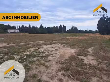 terrain de 340 m2 à orange